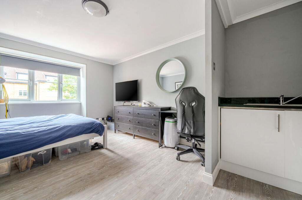 1320233-8-6876616...