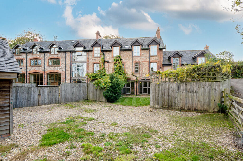 1370632-24-68ffad...