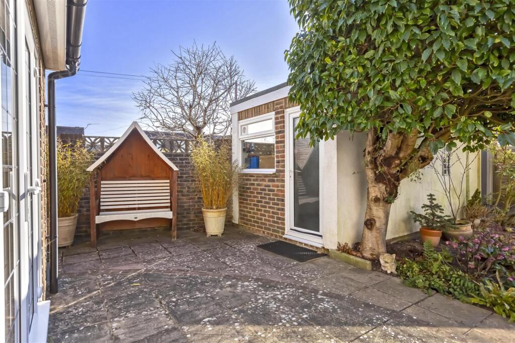 Half Moon Lane_4.jpg