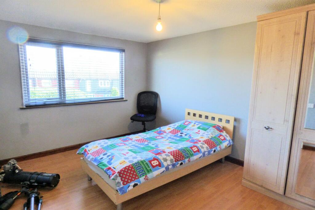 Bed 1