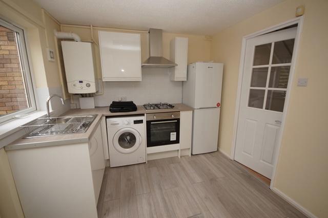 19 Glyn Simon Close