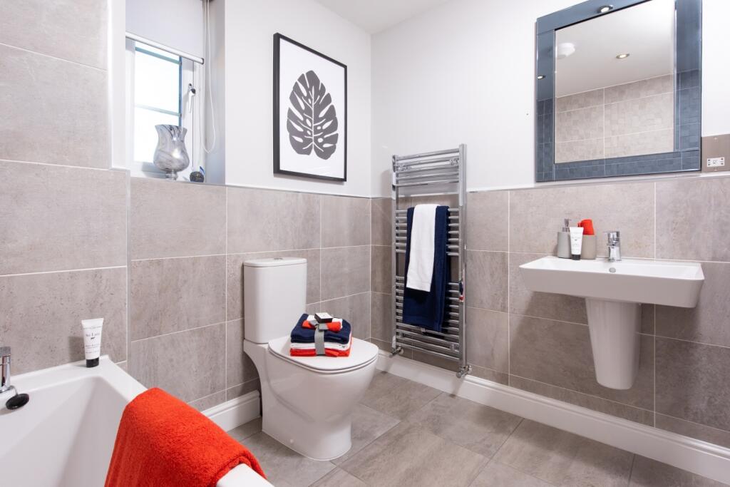 Bathroom West 