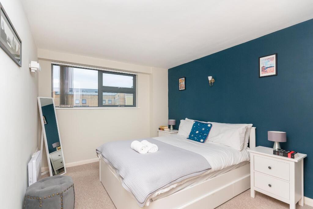 1D3R7CC - Bedroom D.jpg