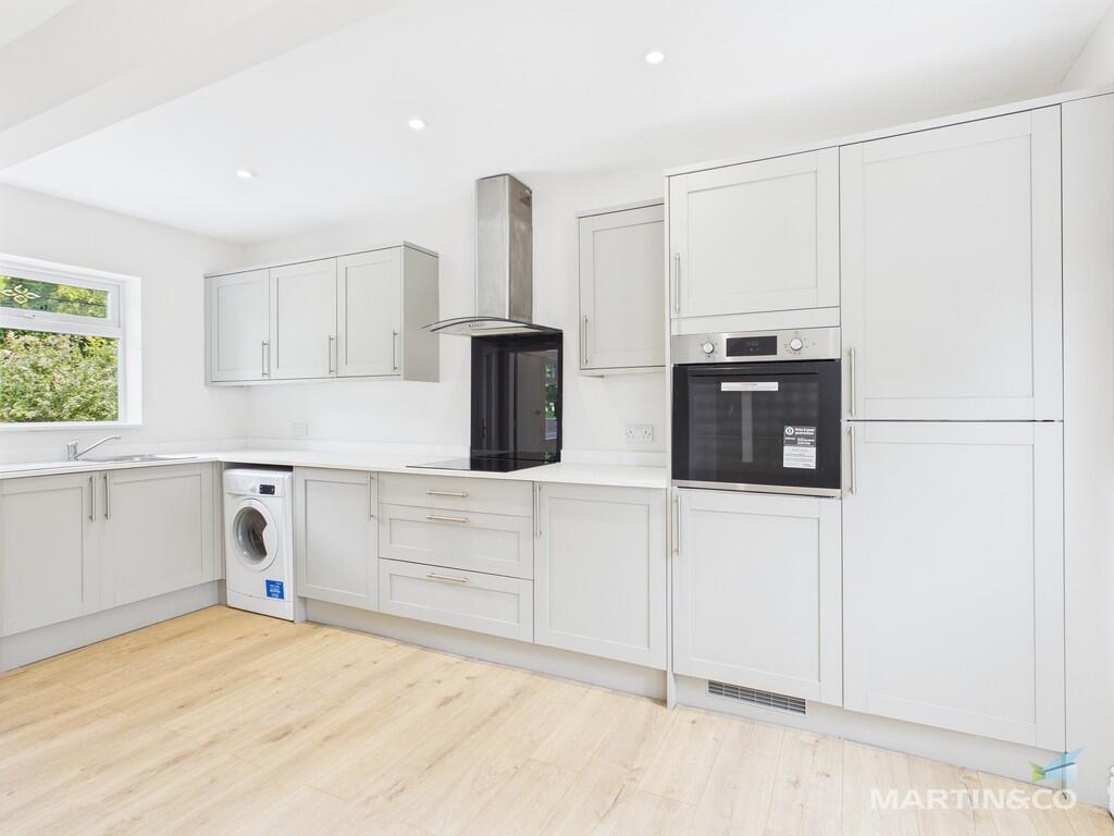 CAM03111G0-PR0333...