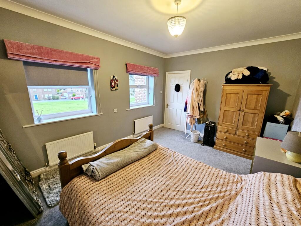 95b04f43-fdb8-411a-9491-28a116a673a0