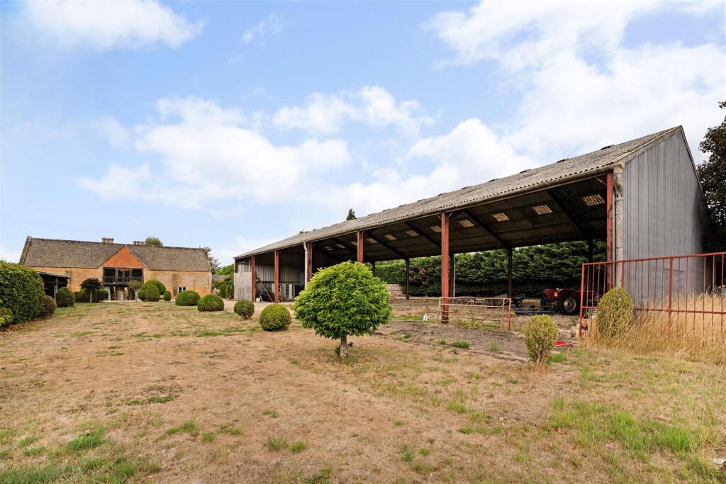 Portal Framed Barn.jpg