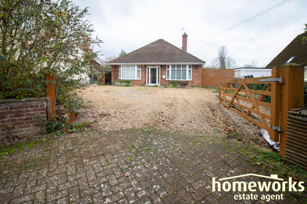 Hills Road,Saham Toney,Thetford,IP25 7EN