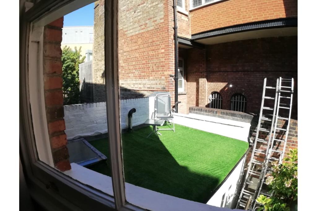 Roof Terrace 