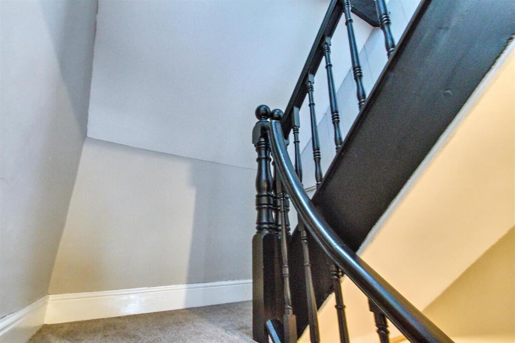 2nd floor staircase
