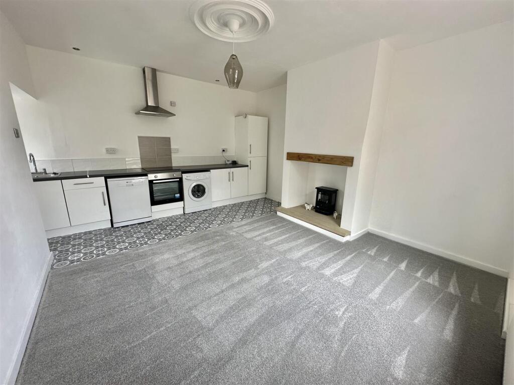 7 King Street - 8.jpg