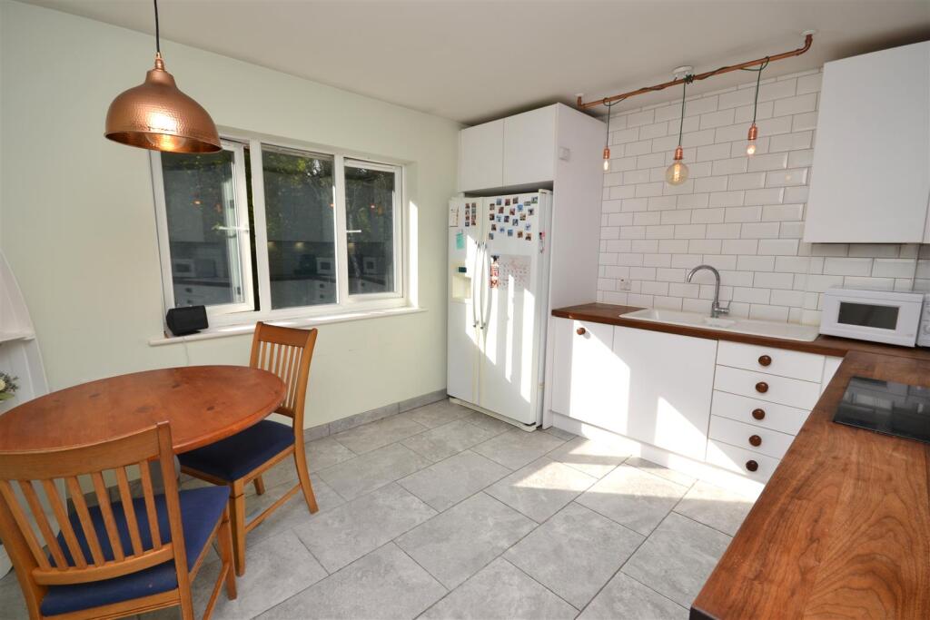 Kitchen/ Diner