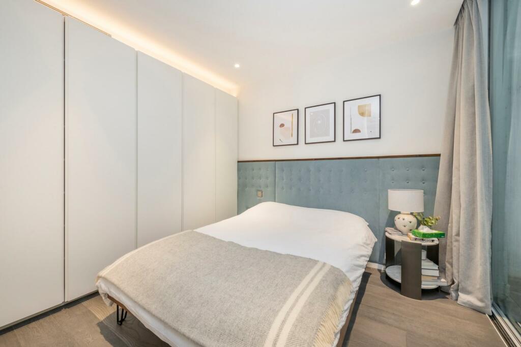 bedroom (1).jpg