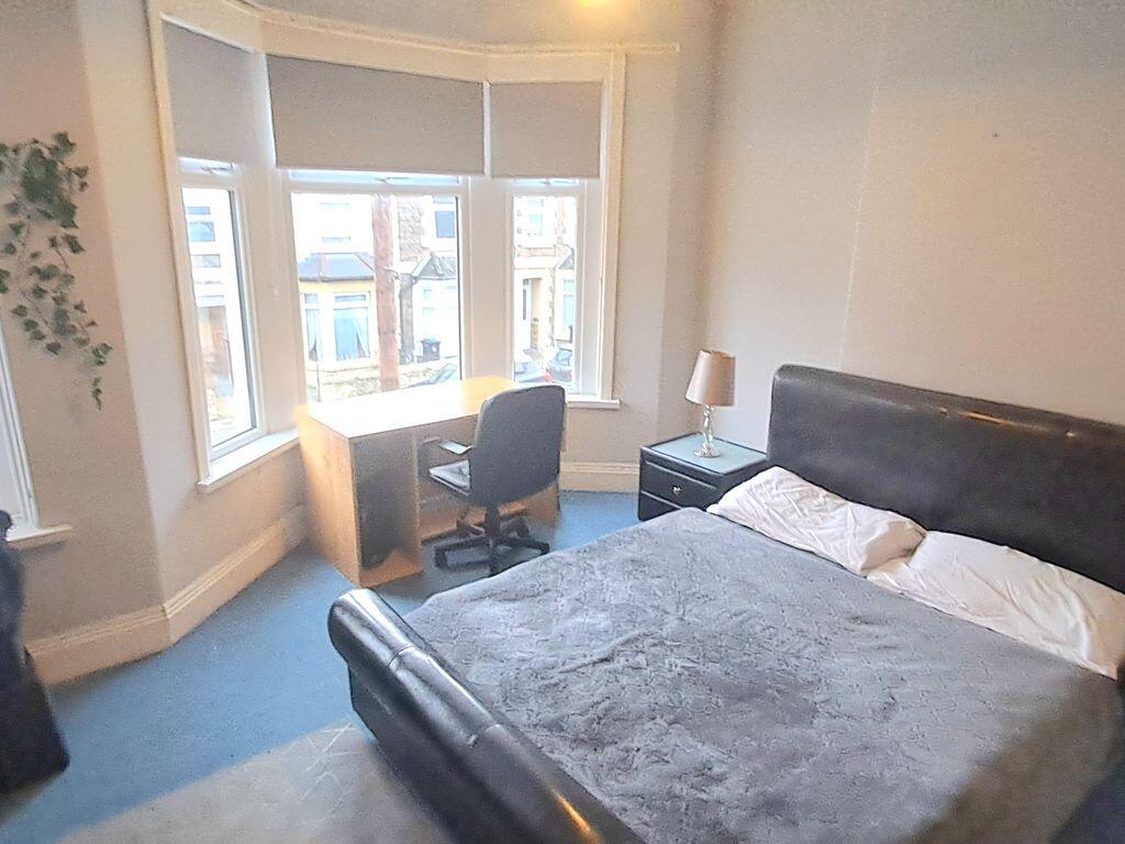 cbfaf1bf5b539b5d2265dd972a3615c98adaf18b