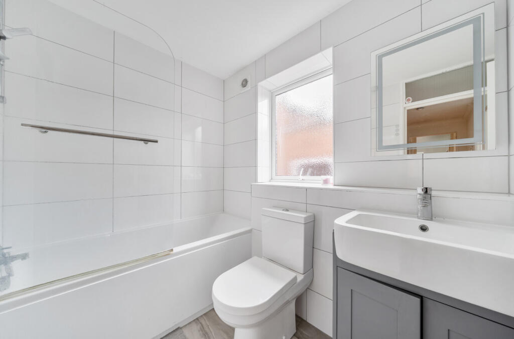 1388144-15-6937f6...