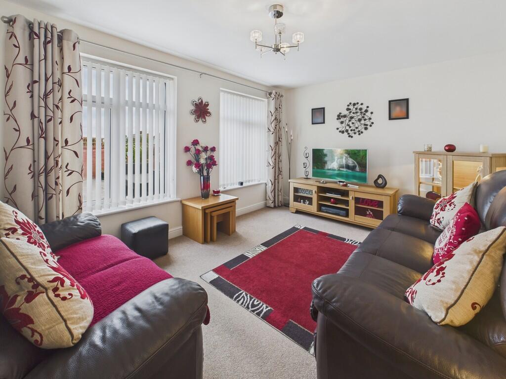 CAM04273G0-PR0223...