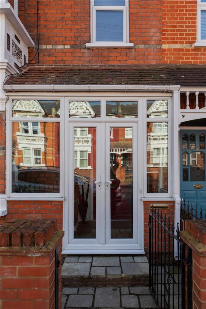 Vincent Road E4