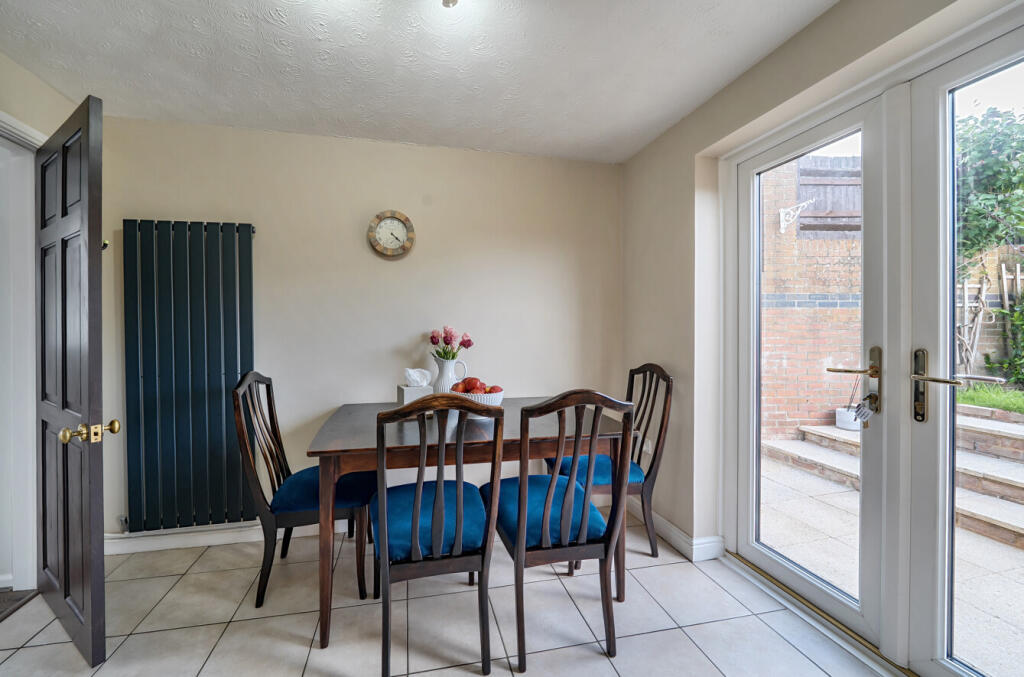 1301530-9-683732f...