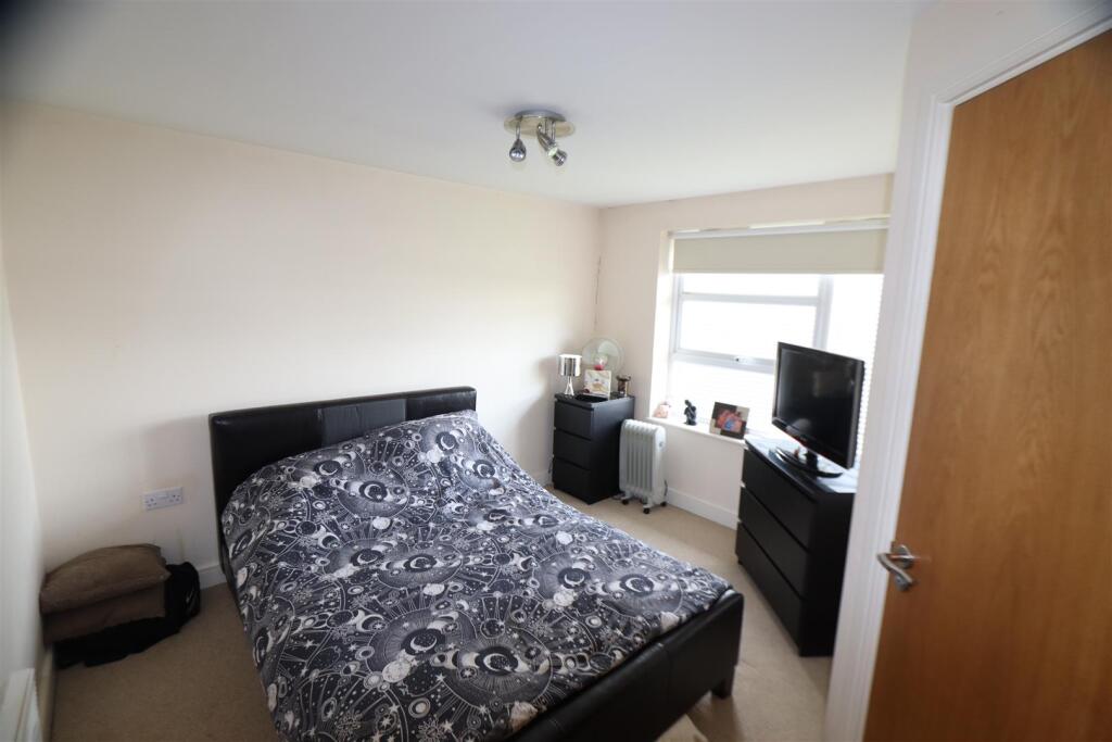 Bed 1 front.JPG
