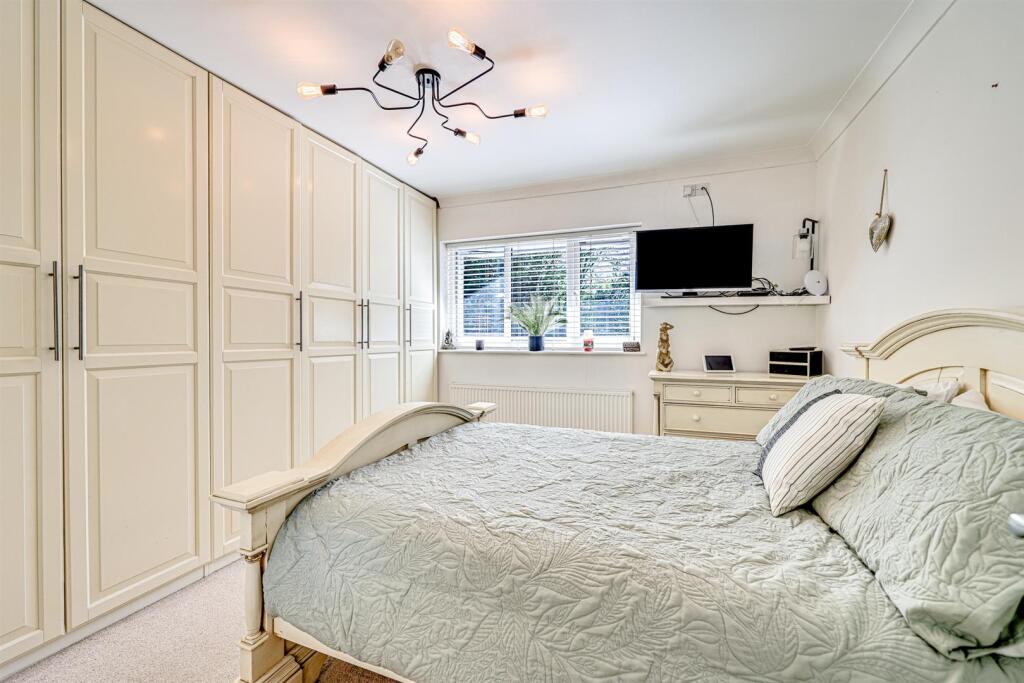 Bedroom 5
