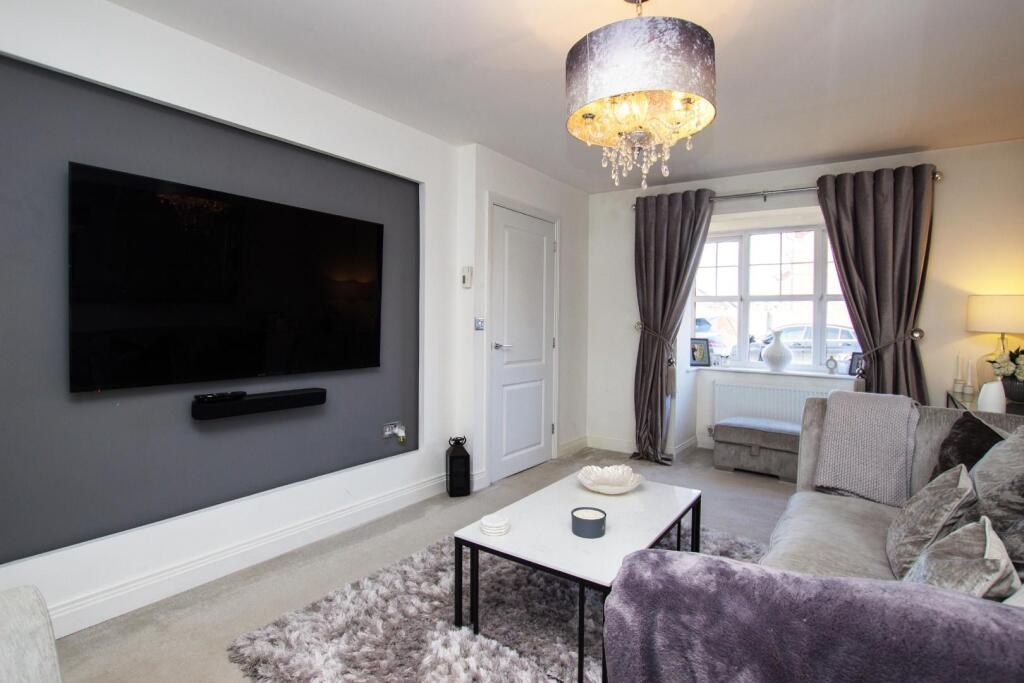 Inveraray Avenue (26).jpg