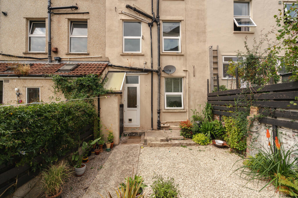 Garden Flat - Garden