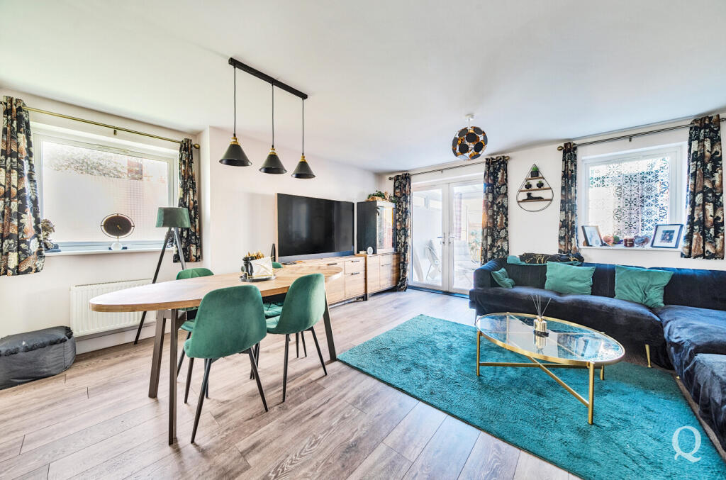 6d0ba7bd-739d-44e...