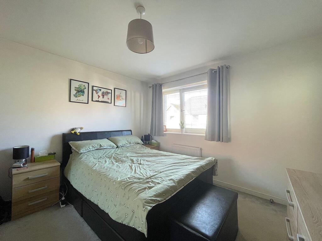 Bedroom One (2)