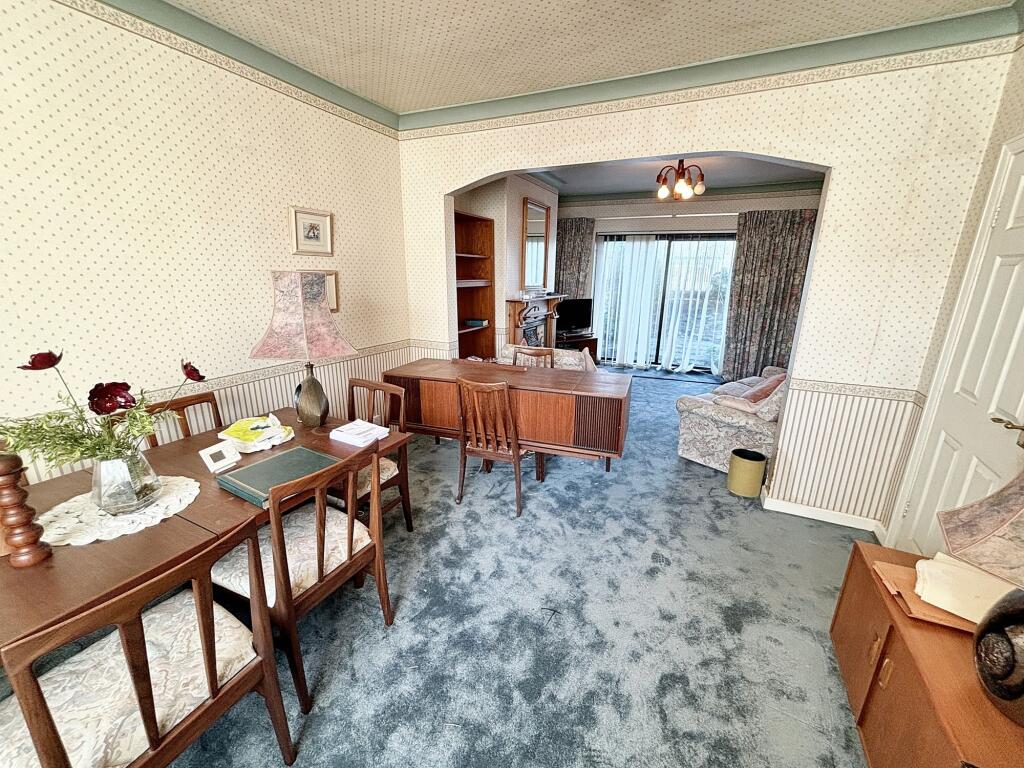 Dining Lounge