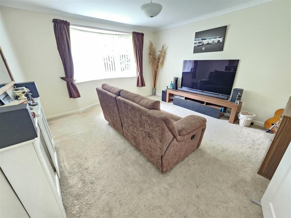 Bedroom 3.jpg