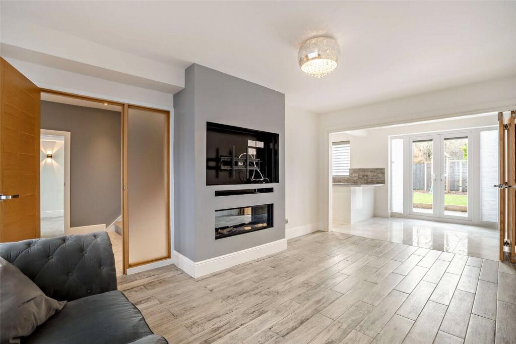 Living/Dining Room