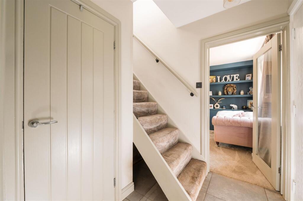 6 Whitwell Road, St. Pauls Walden-07.jpg