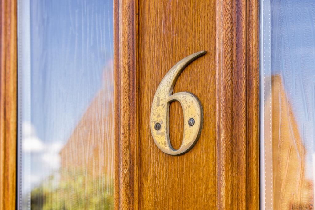 6 Abbey Gardens (Swineshead)-9