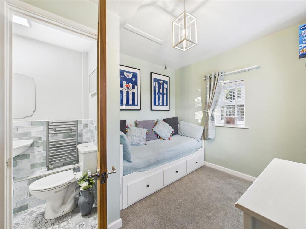 Ground floor bed 5