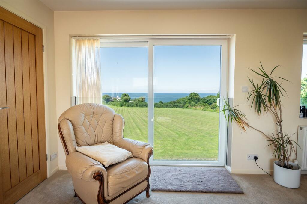 Interior Photographs - Penrallt, Benllech-7.jpg