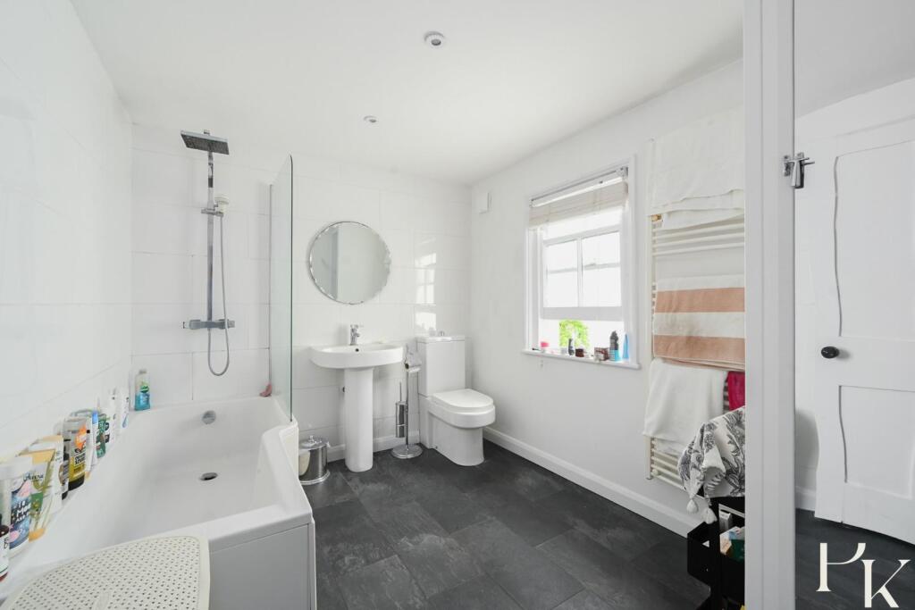 32-cheltenham-place-bn1 (13).jpg