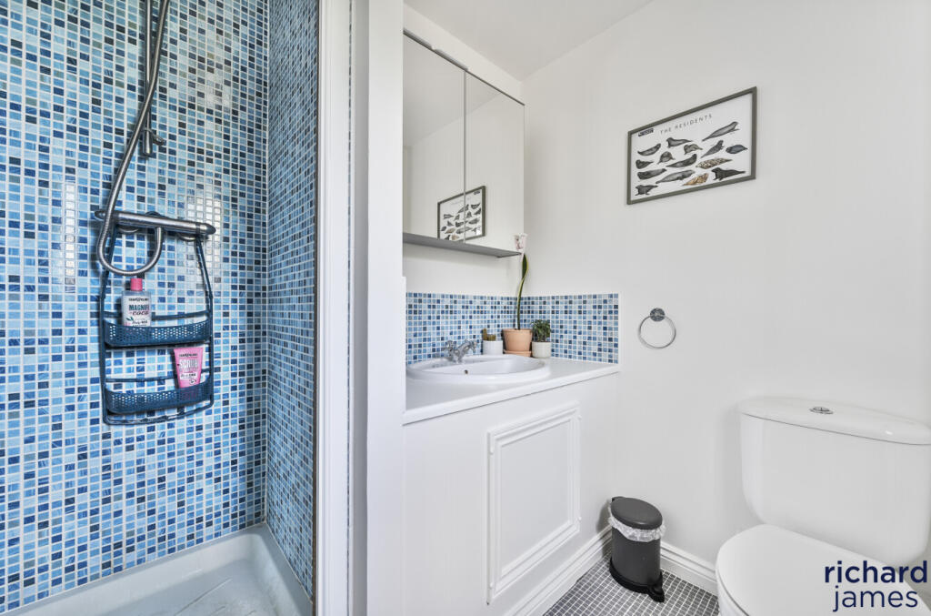 701f9ba892ea4508b0ad8c53a4d4806e