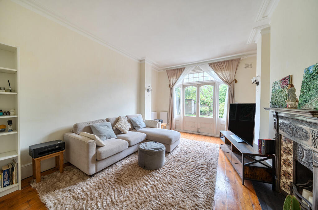 1370709-16-68f201...