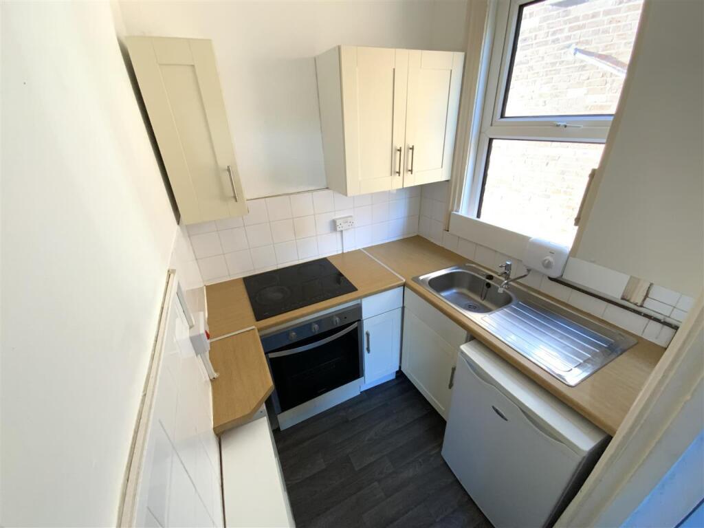 Flat 5