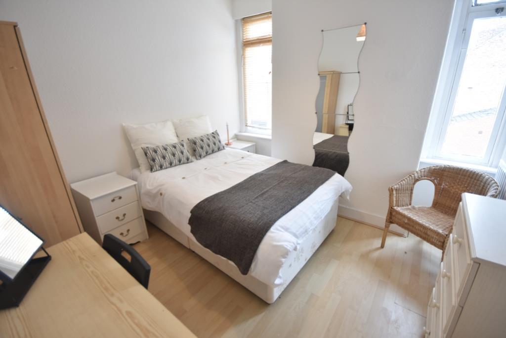 14 B Grosvenor Road pics5
