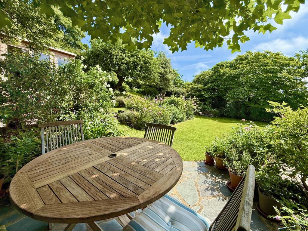 Patio Seating Area.jpg