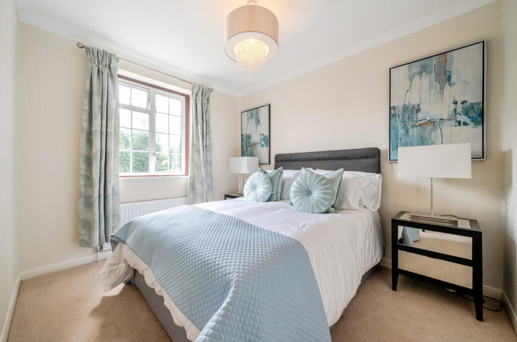 1315939-10-685ad1...