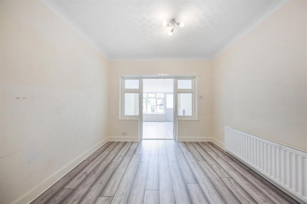 72 Elms Lane - qEU5tUjdX4whXt7spApi.jpg