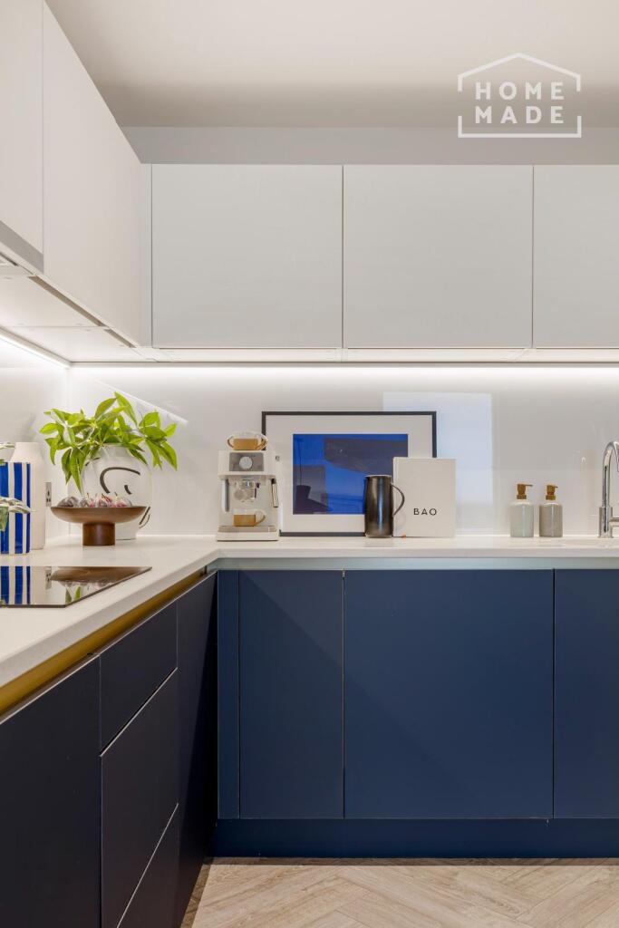 100e4b6ce4d0fb80fbfafe882ace