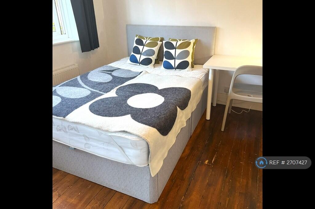 Room 4