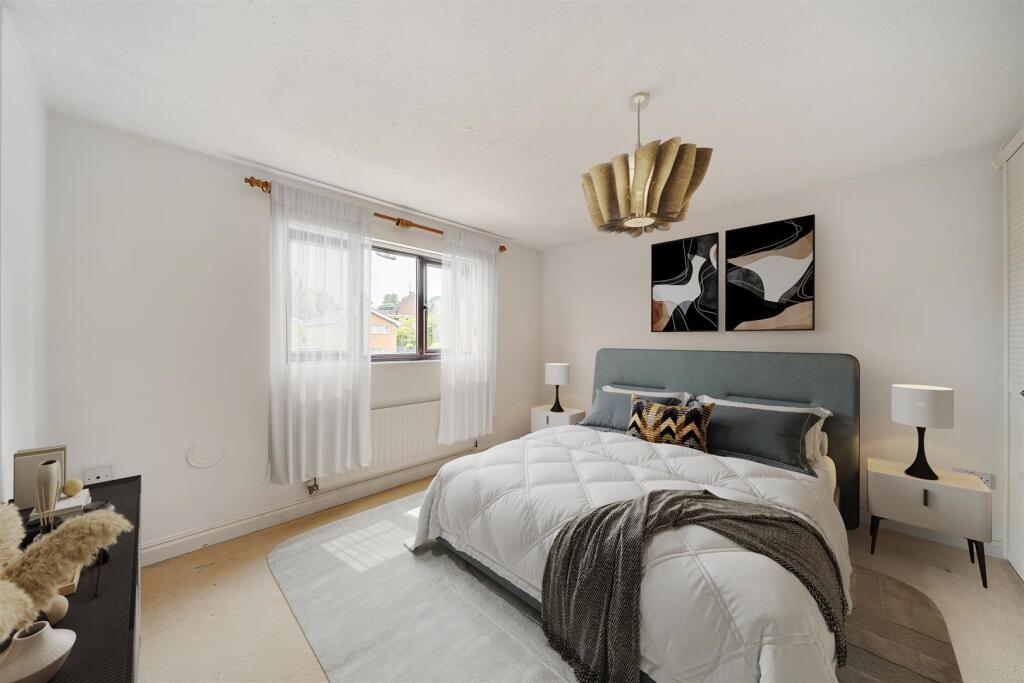27 Spring Lane, Flore