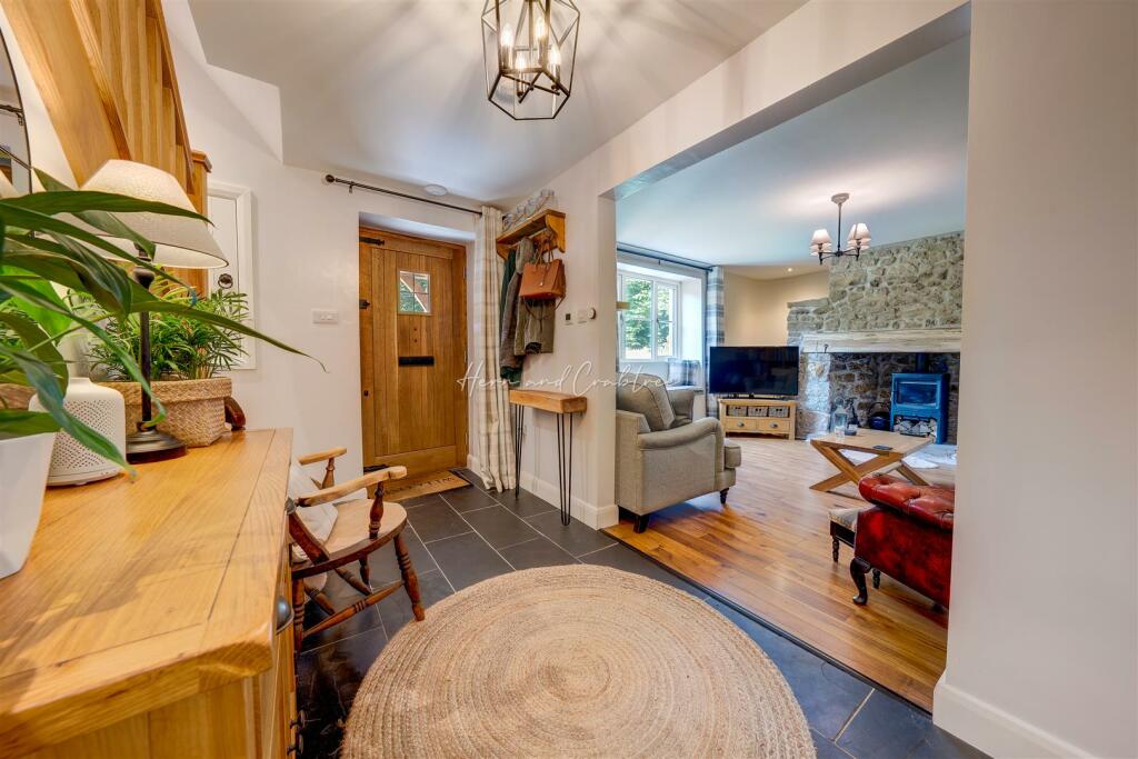 Rhiwbina Hill, Cardiff, HernCrabtree (8).jpg