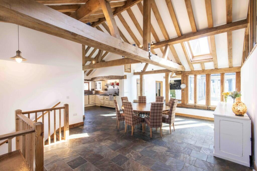 Dining Room/Kitchen