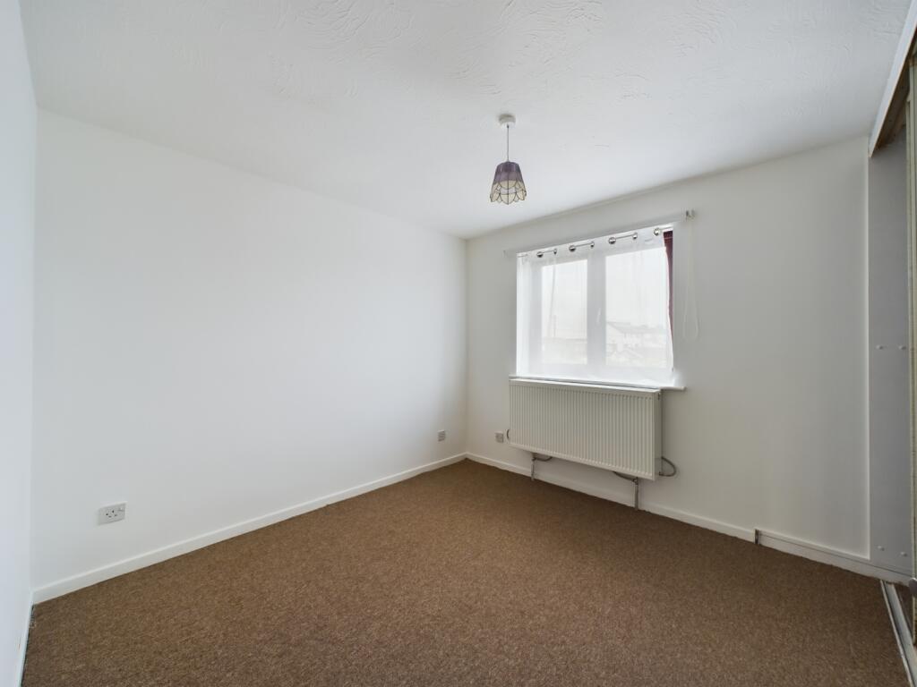 CAM02023G0-PR0071-STILL009