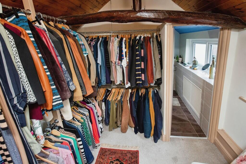 eef08a71-14 20Hil...