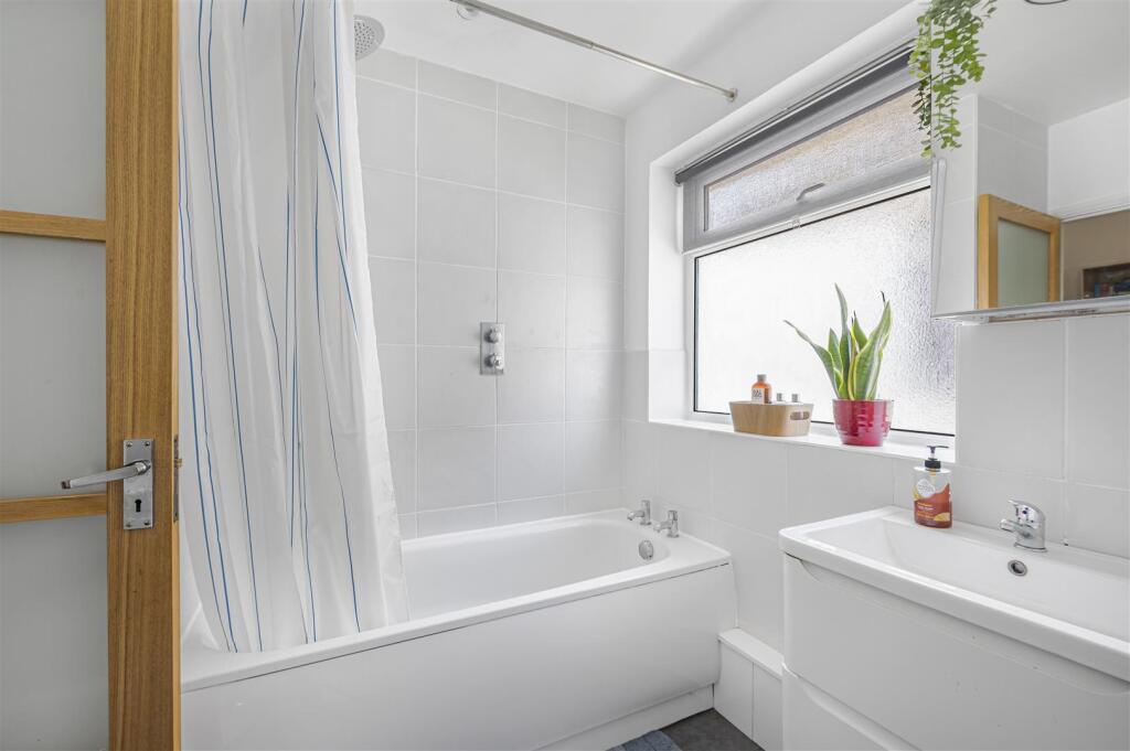 Bathroom/WC